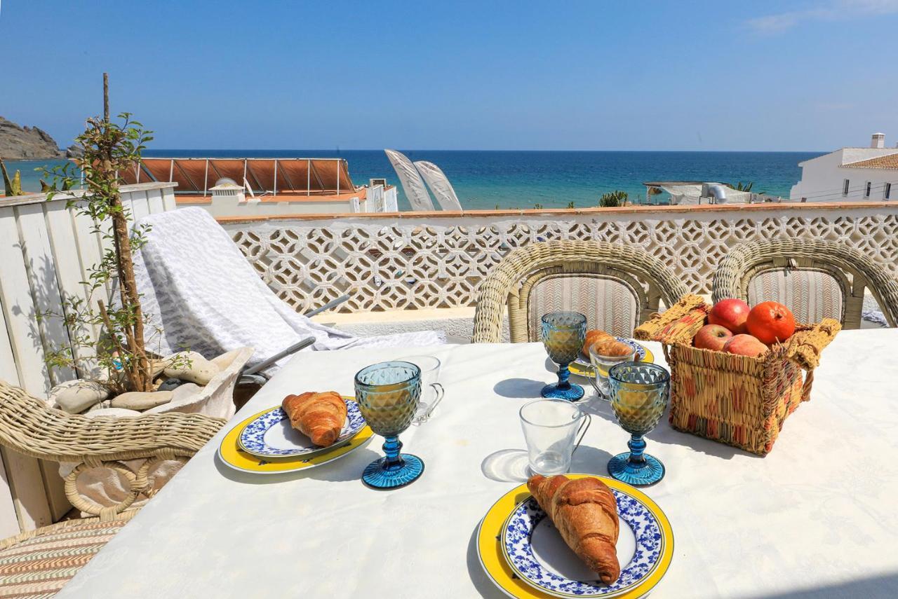 C22 - Beco Do Poco Beach Townhouse In Praia Da Luz Екстер'єр фото