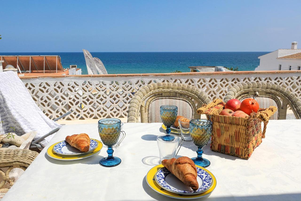 C22 - Beco Do Poco Beach Townhouse In Praia Da Luz Екстер'єр фото