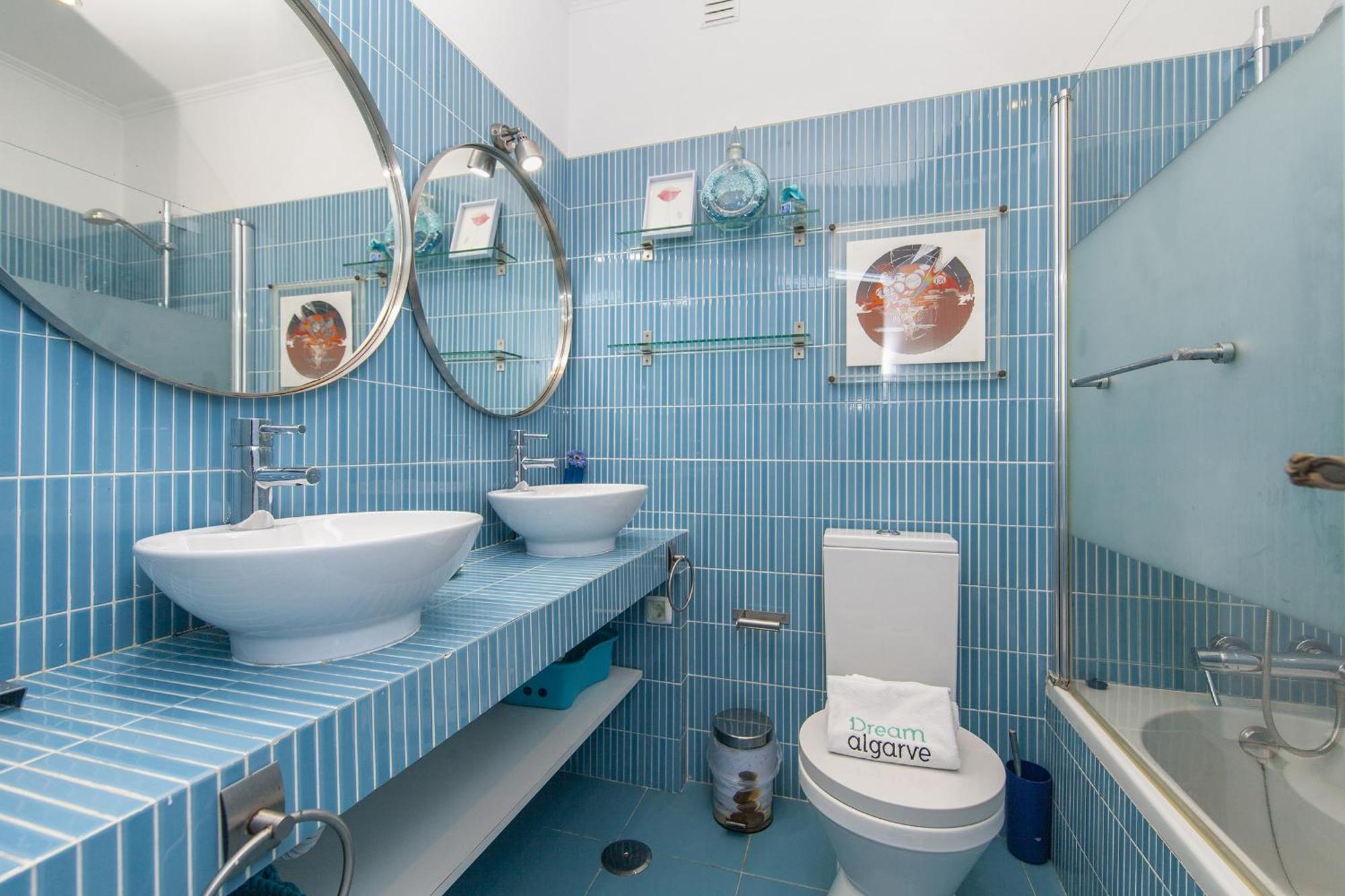 C22 - Beco Do Poco Beach Townhouse In Praia Da Luz Екстер'єр фото