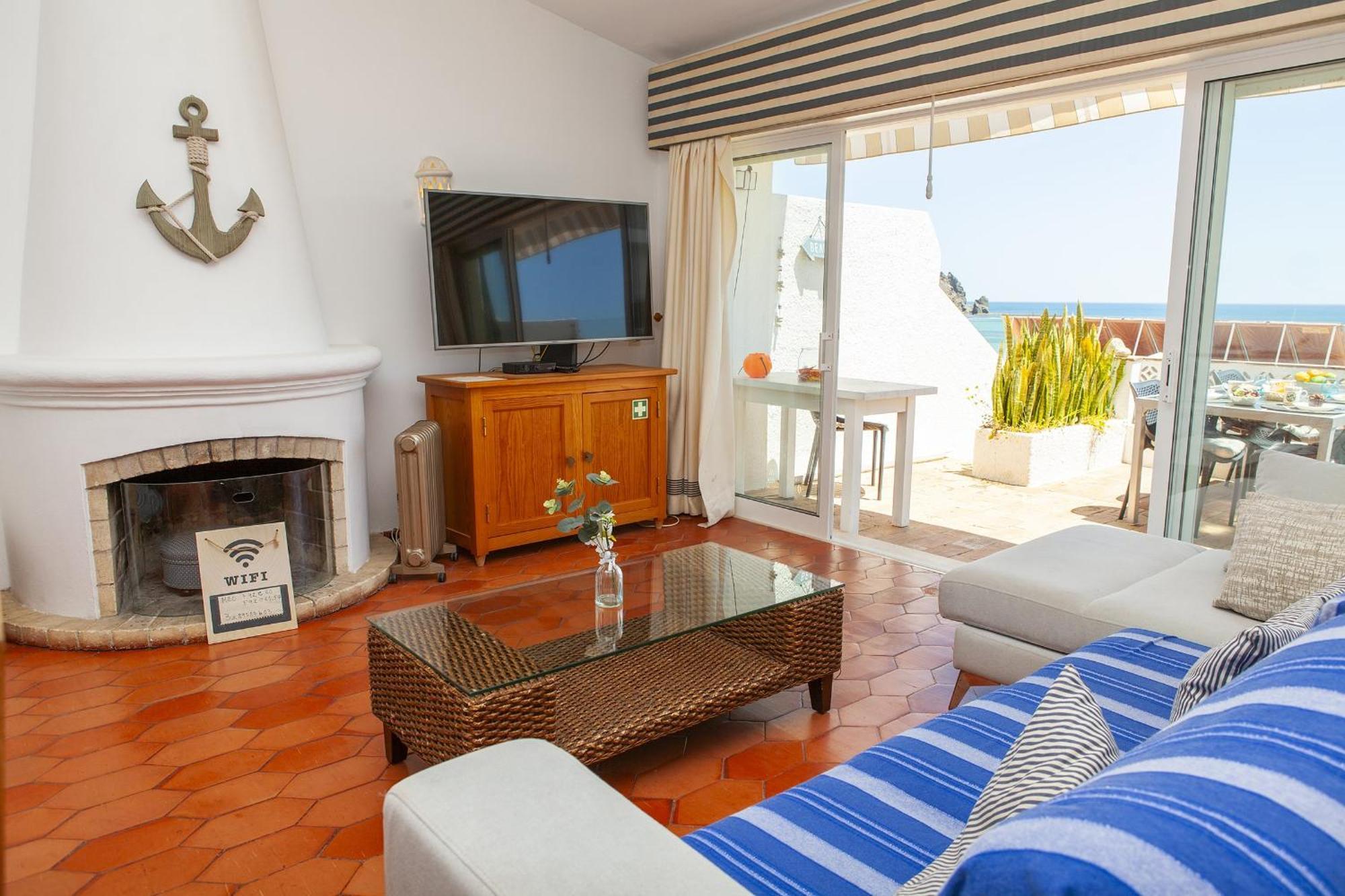 C22 - Beco Do Poco Beach Townhouse In Praia Da Luz Екстер'єр фото