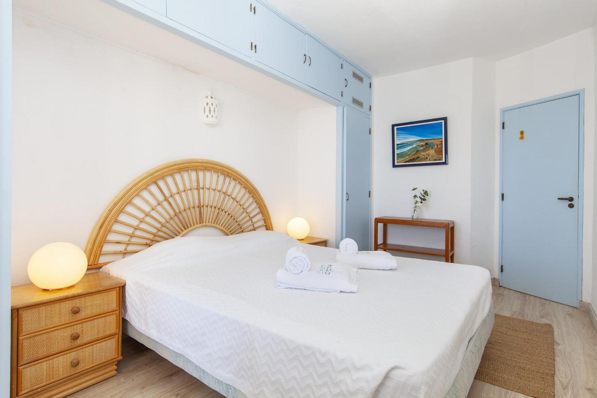 C22 - Beco Do Poco Beach Townhouse In Praia Da Luz Екстер'єр фото