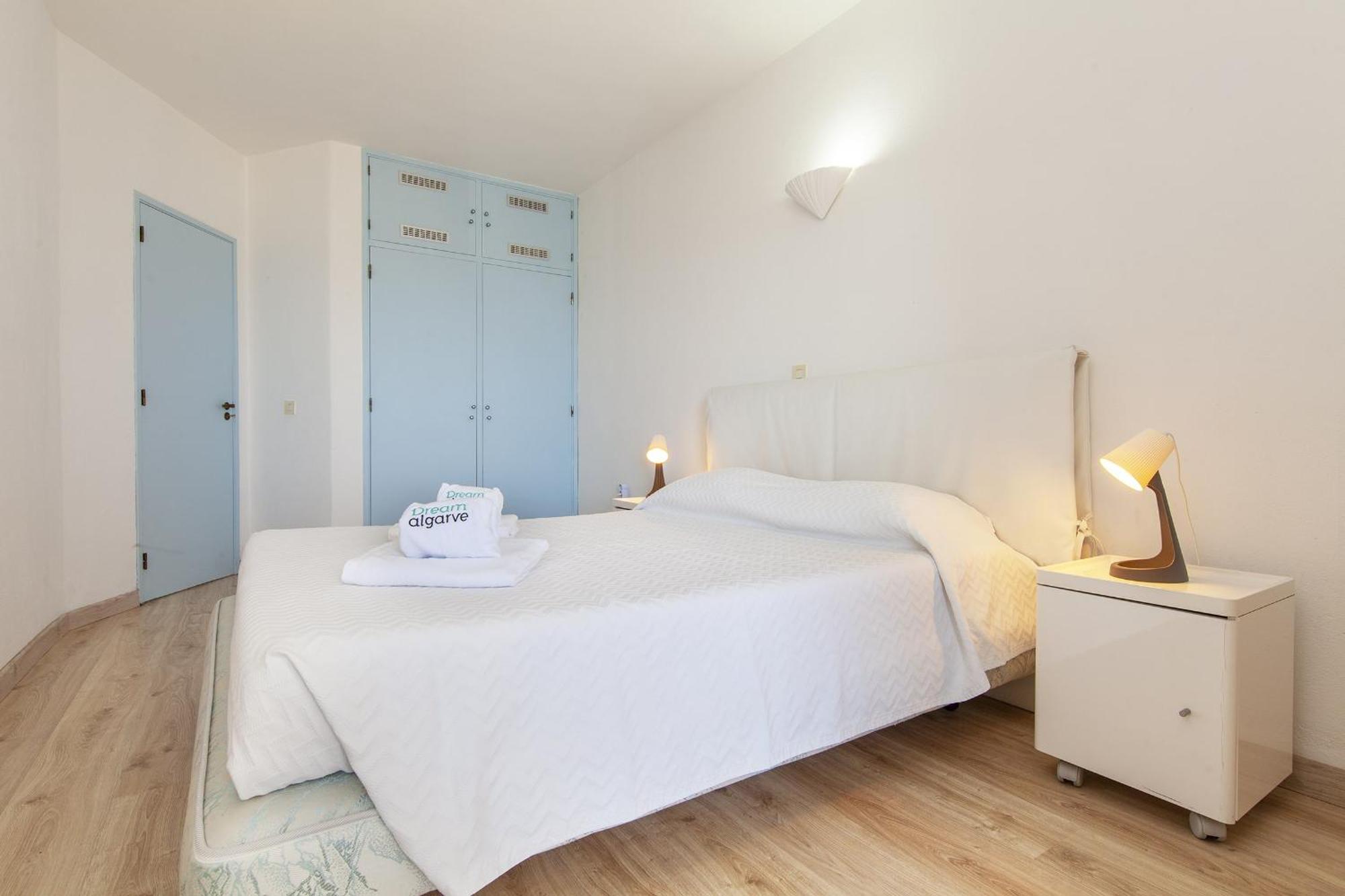 C22 - Beco Do Poco Beach Townhouse In Praia Da Luz Екстер'єр фото