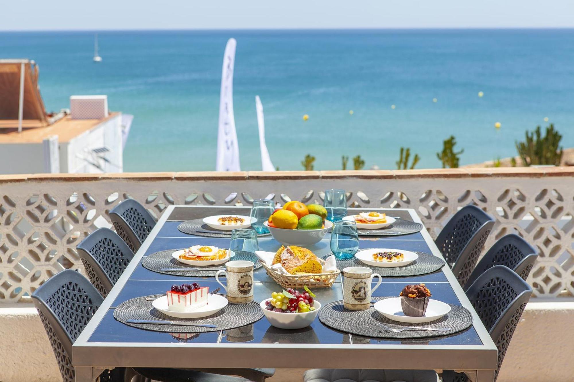 C22 - Beco Do Poco Beach Townhouse In Praia Da Luz Екстер'єр фото